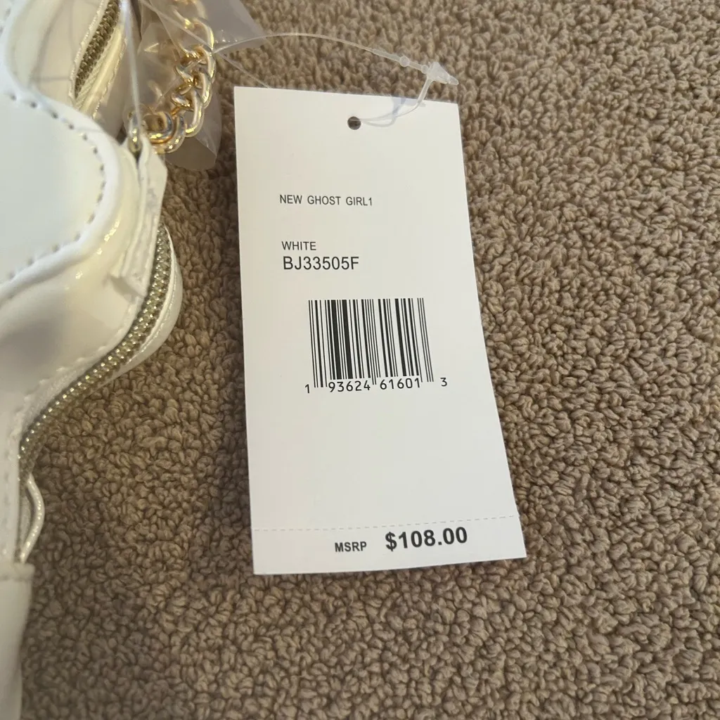 Betsey Johnson ghost shoulder purse. New with tags. - Image 4