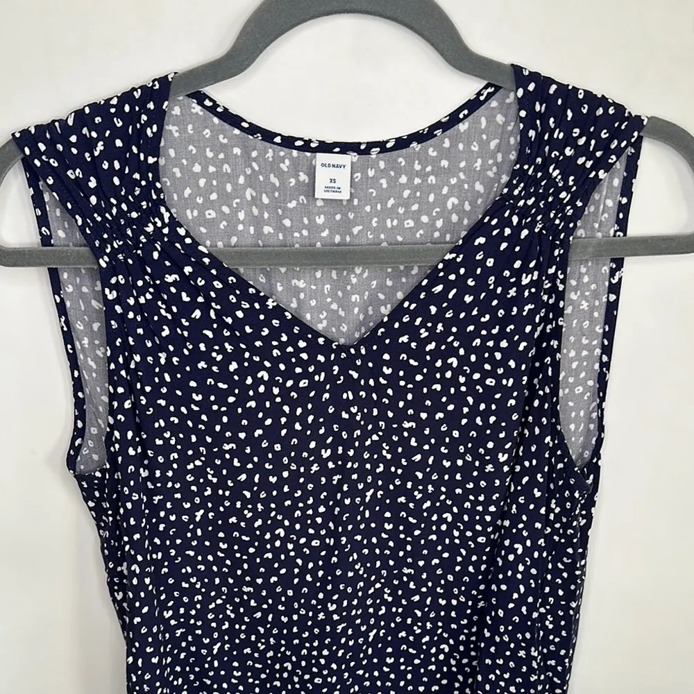 Old Navy  Blue Sleeveless  Blouse - Image 3