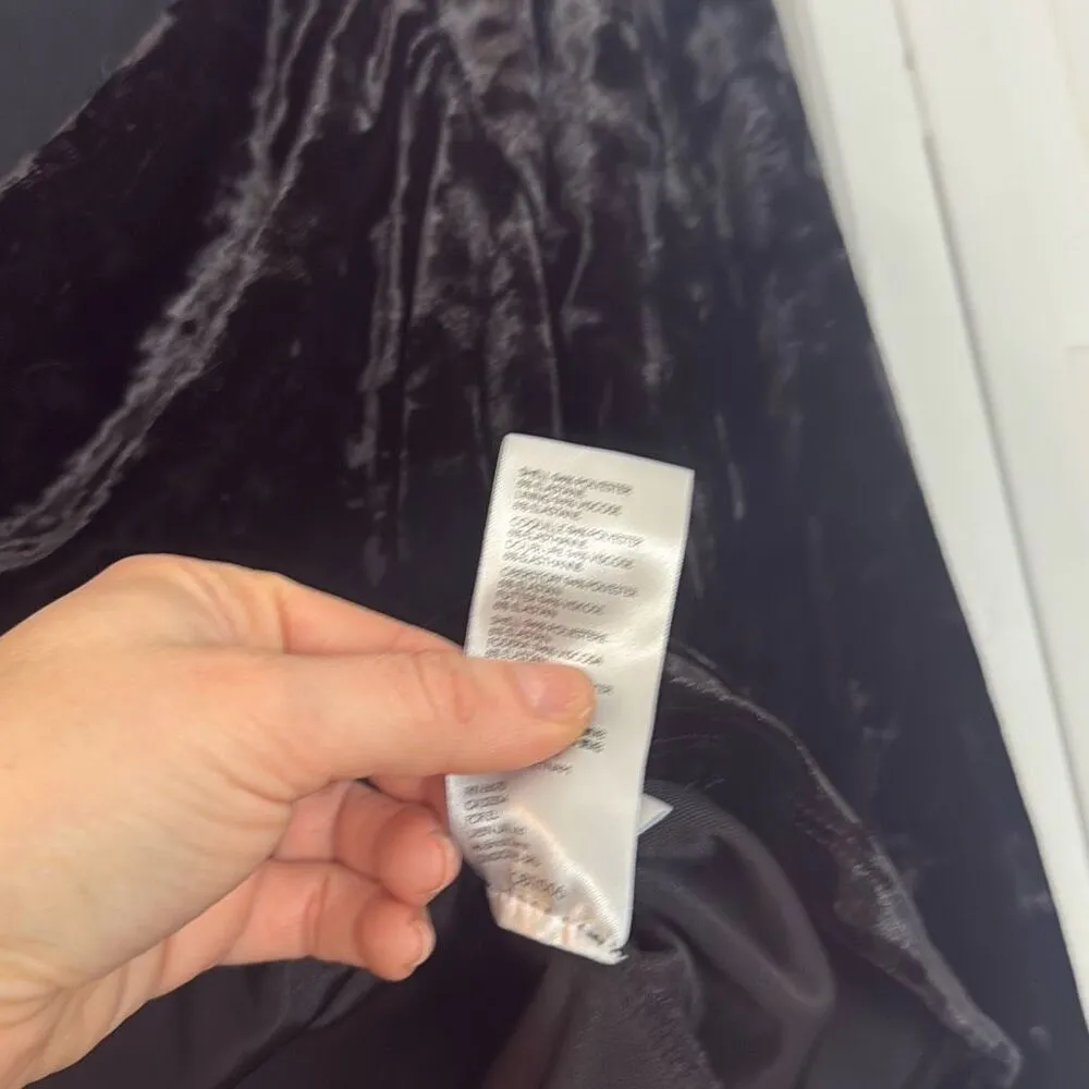 Free People perfect date black velvet cowl neck blouse xs - Image 8