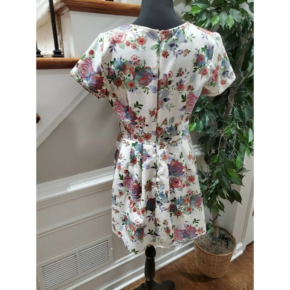 Forever21 Women White Floral Polyester ShortSleeve RoundNeck Knee Length Dress L - Image 7
