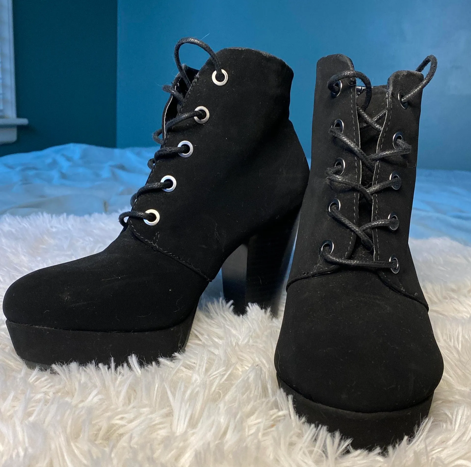 Highheel Boots Black Size 6.5 - Image 3