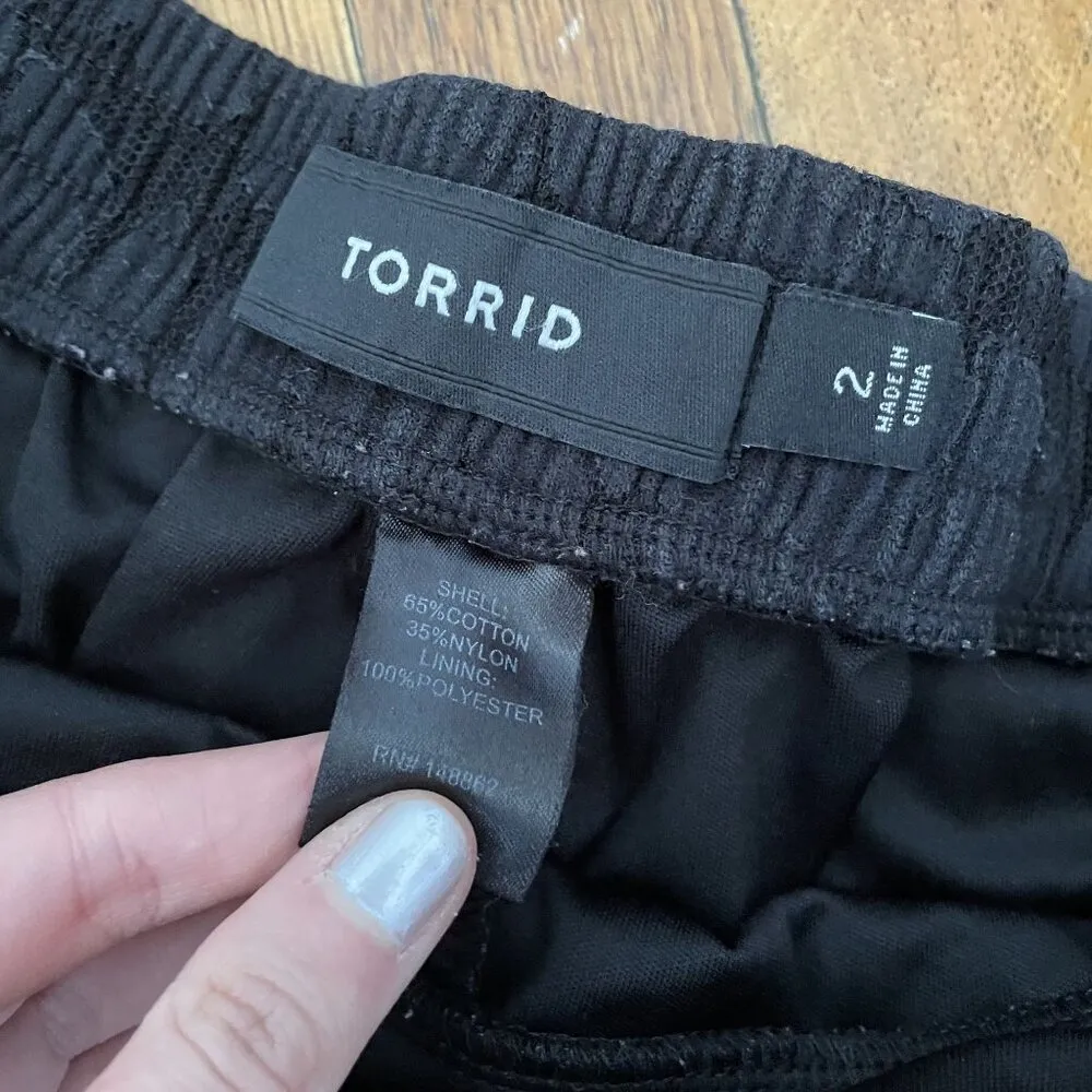 Torrid floral black lace women size 2XL cotton nylon shorts skirt design - Image 3