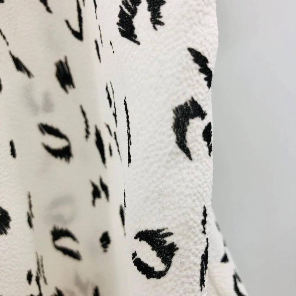 All in Favor Blouse Womens XS New Black White Abstract - Image 11