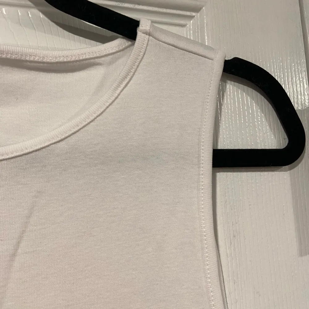 NWOT J. Crew Size S White Mid Weight Crew Neck Soft Knit Cotton Tank Top - Image 3