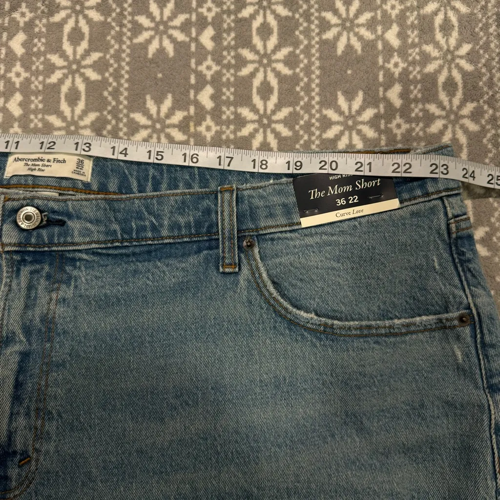 NWT Abercrombie & Fitch Curve Love High Rise Mom Shorts Blue Size‎ 22 Plus - Image 9