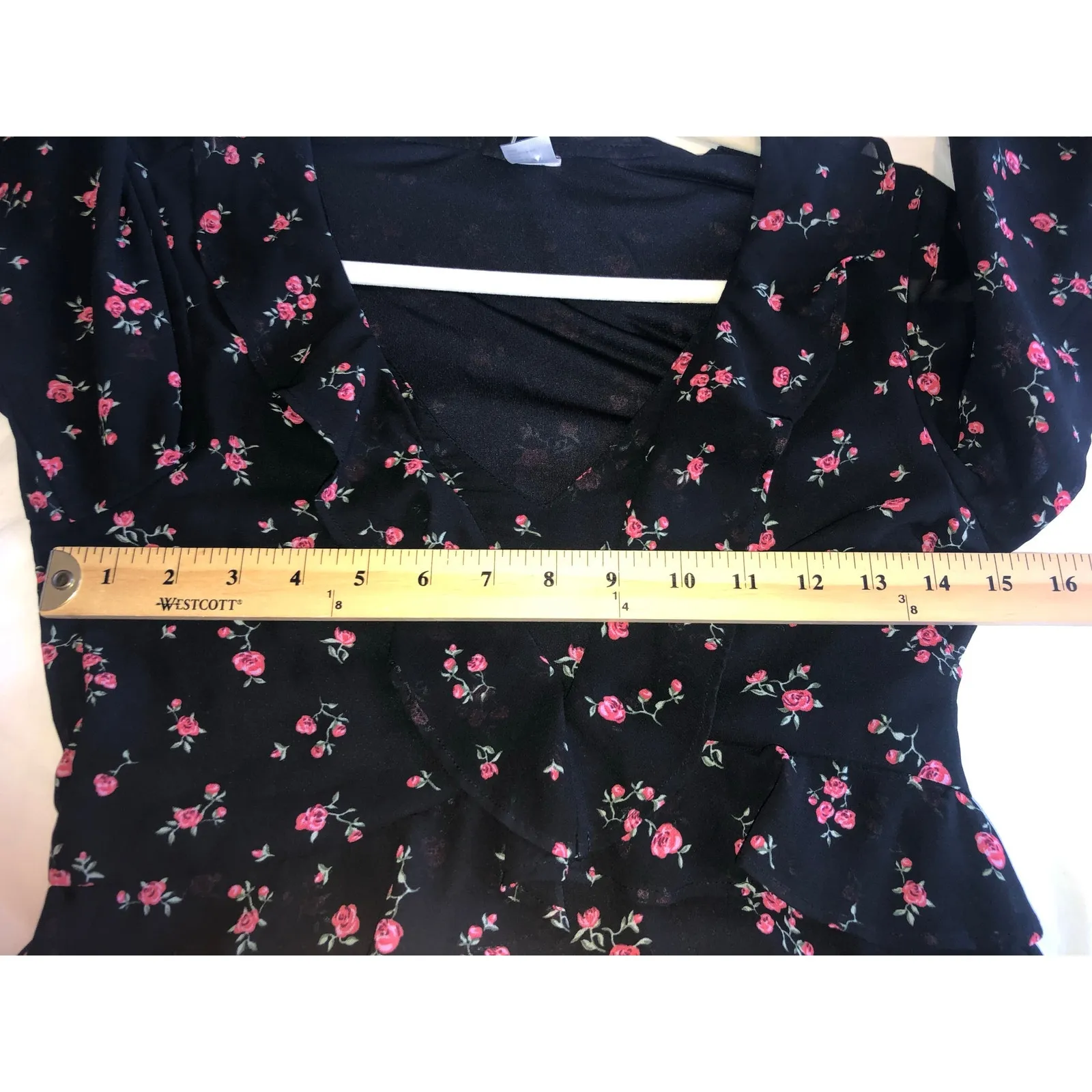 Ruffle Sleeve Top Size XXS Black Pink Floral Whimsigoth Dark Fairy Romantic Y2K - Image 4