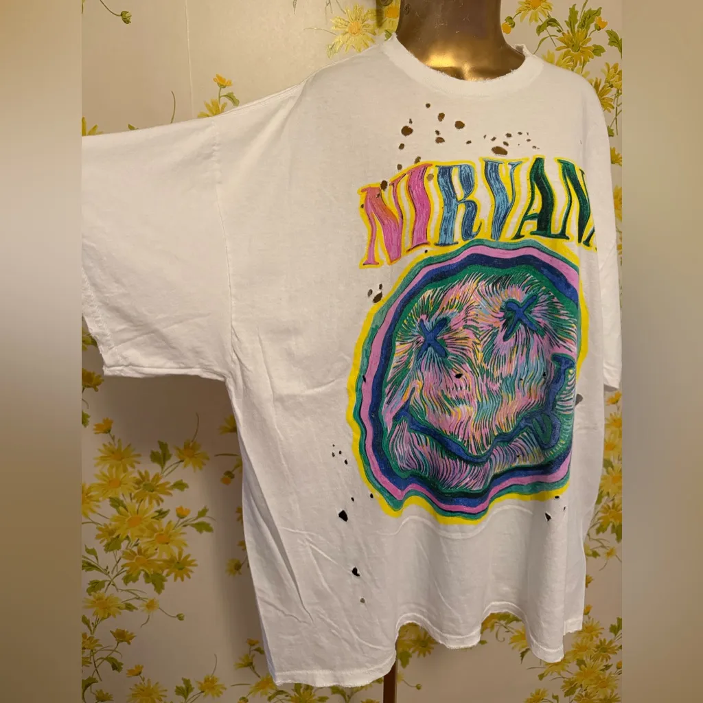Nirvana Distressed T-shirt Dress white size S/M - Image 11