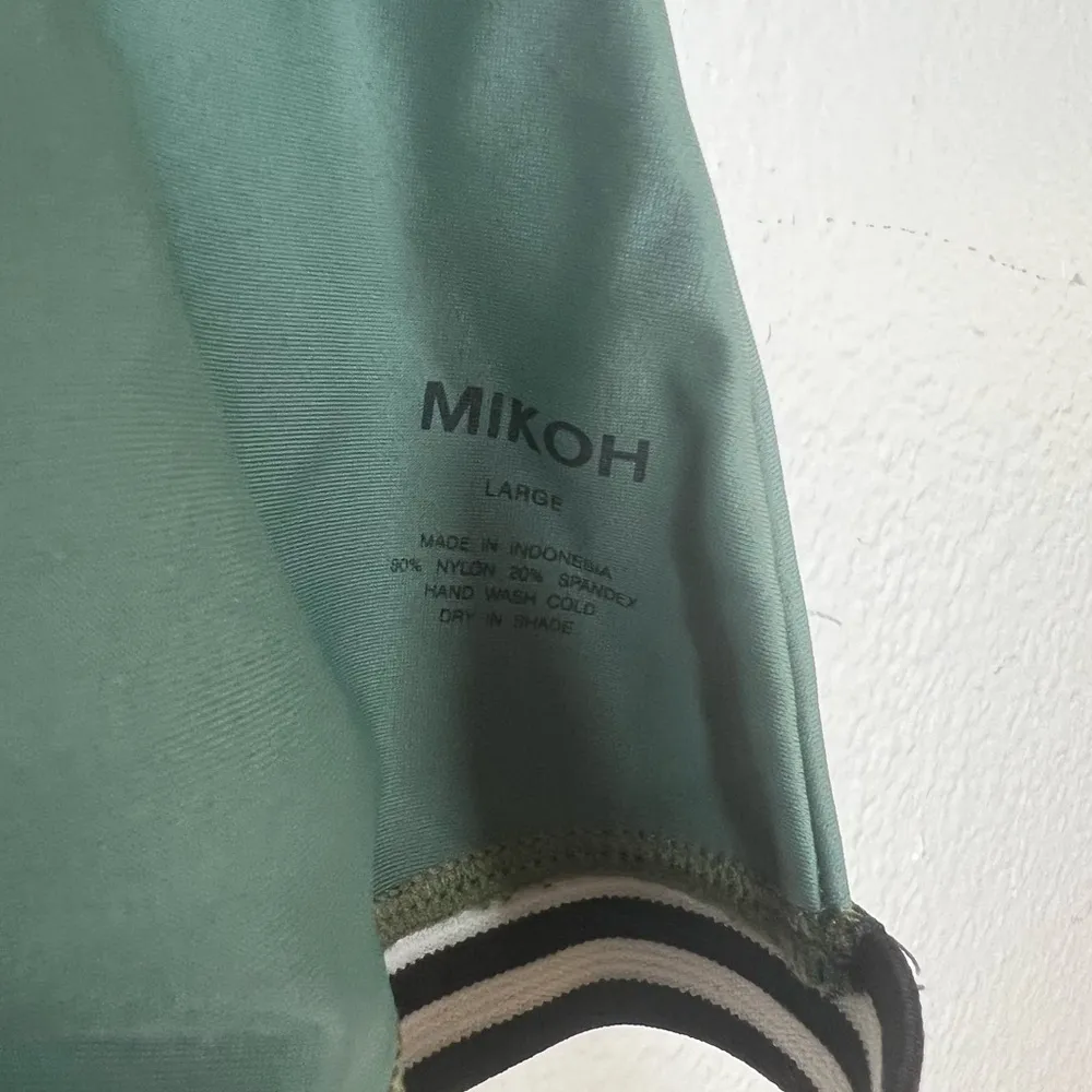 MIKOH Monterey Bikini Top Size Large - Image 7