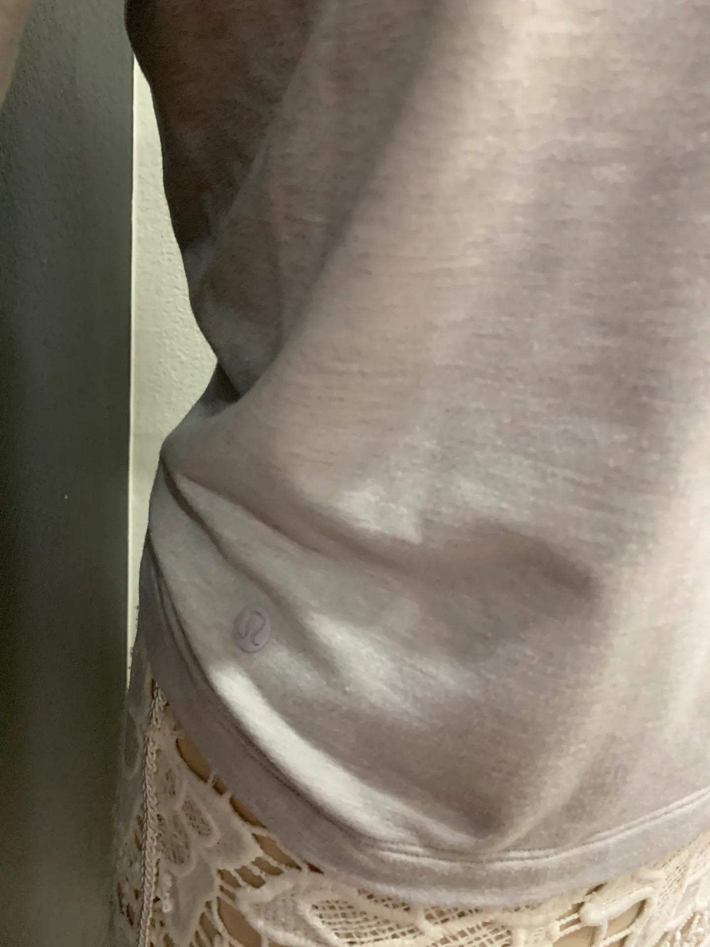 Front Knot Top Sz 8 - Image 3