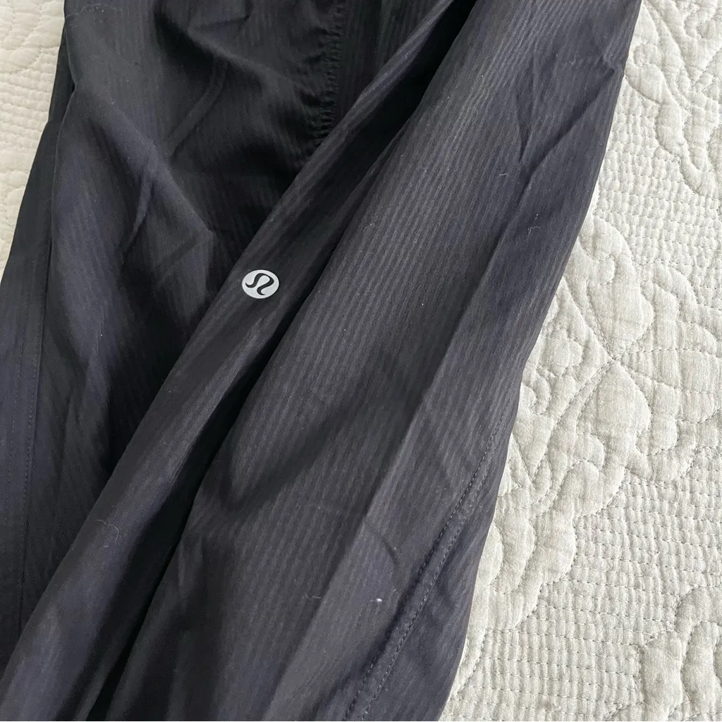 Lululemon black dance studio joggers size 8 - Image 3