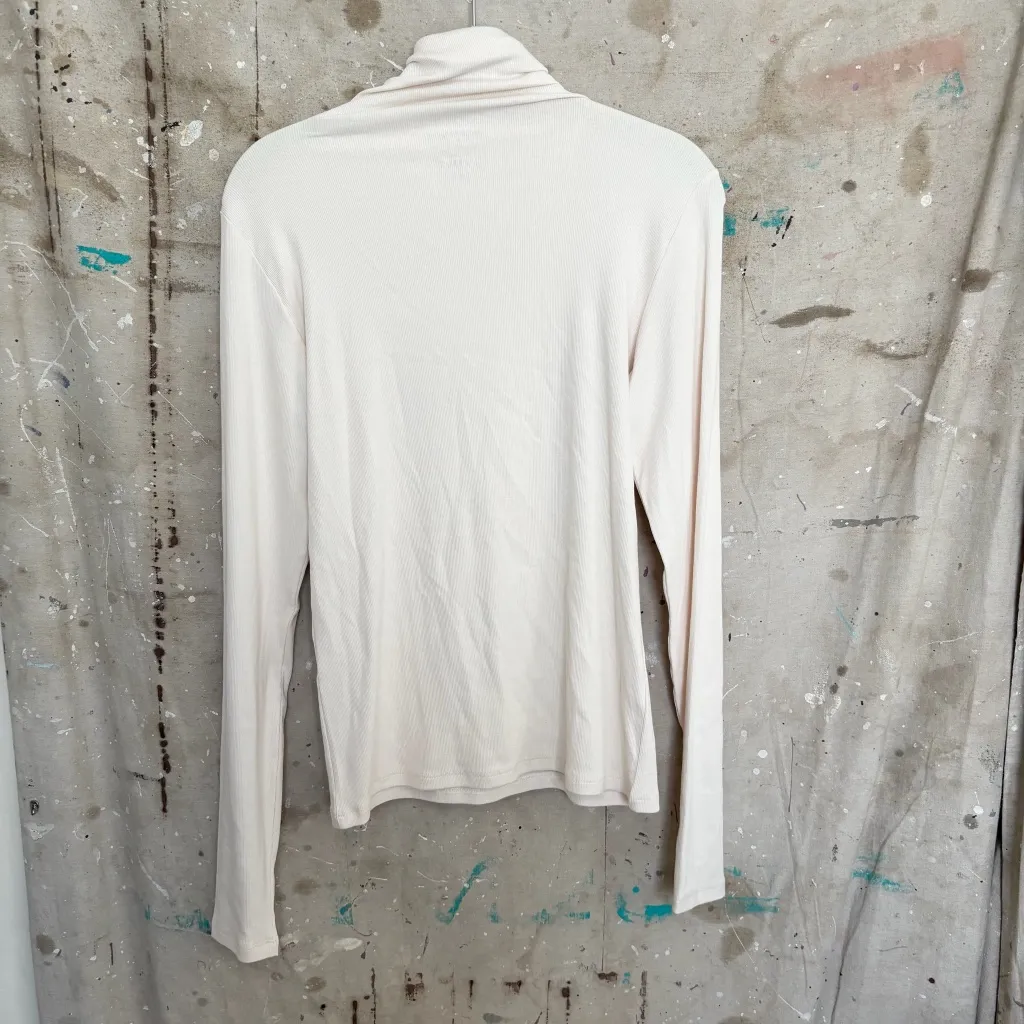 MM Lafleur the Axam Layering Turtleneck - Image 4