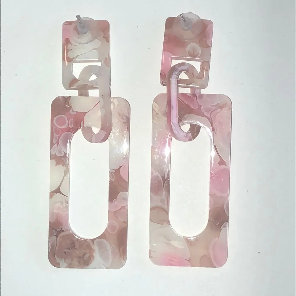 Pink Peach Lightweight Dangling Funky Retro Boho Statement Pierced Earrings - Image 2