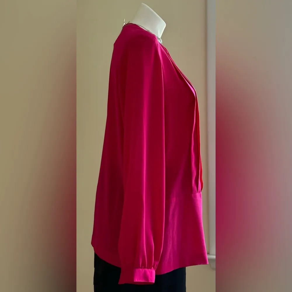 Liz Claiborne Blouse LS Hot Pink Pleated Front No Collar Hidden Buttons … - Image 2