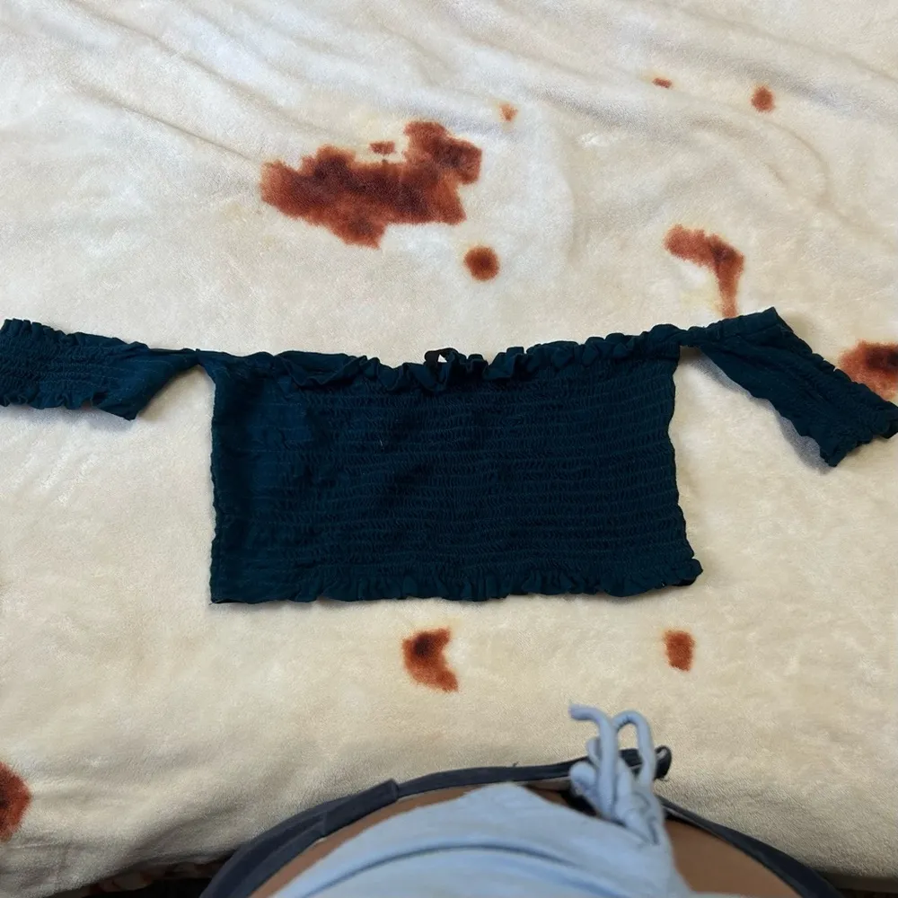 Blue/ emerald ruffled crop top Blue - Image 2