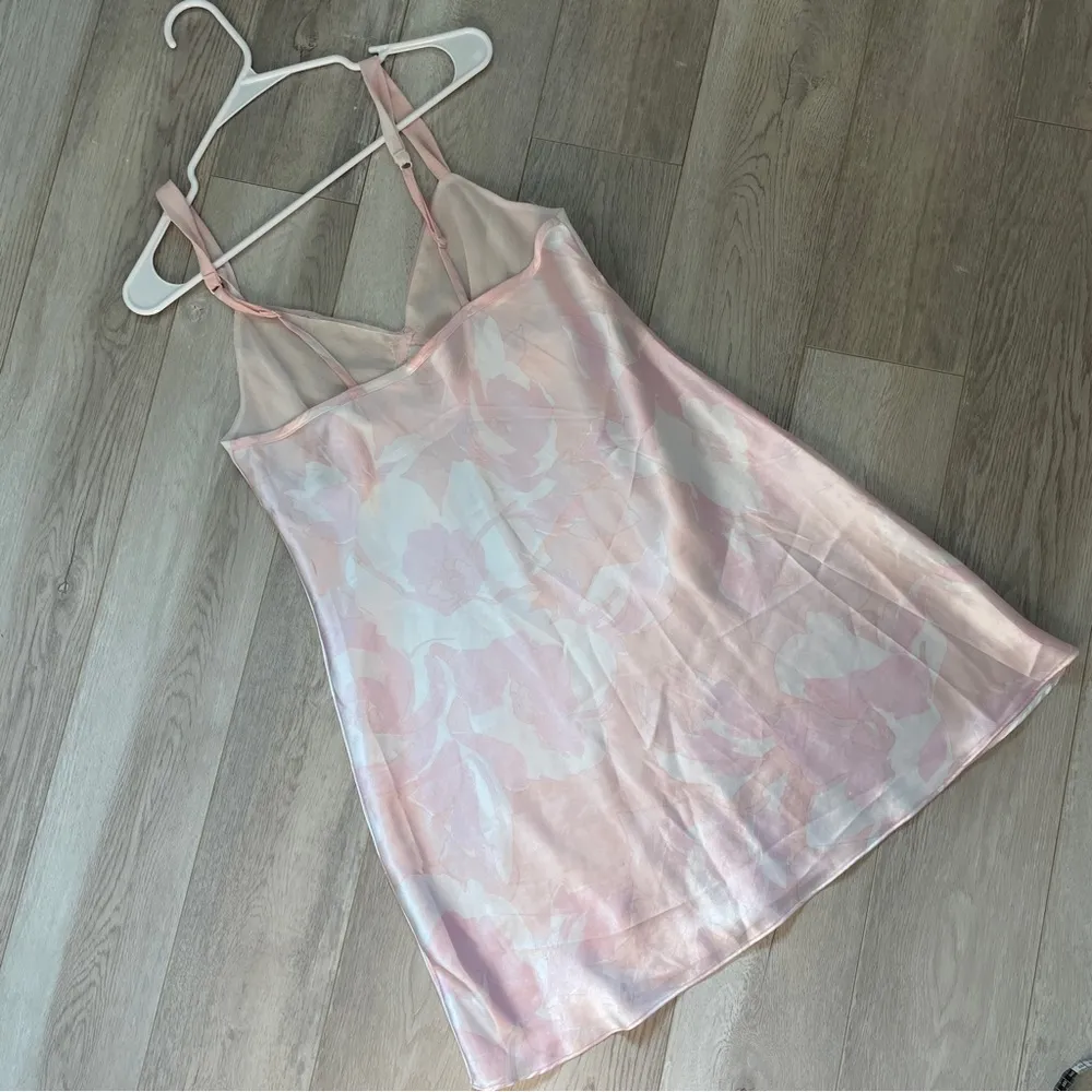 Gilligan & O'Malley Satin Slip Dress Pink (medium) semi sheer floral pastel y2k - Image 3