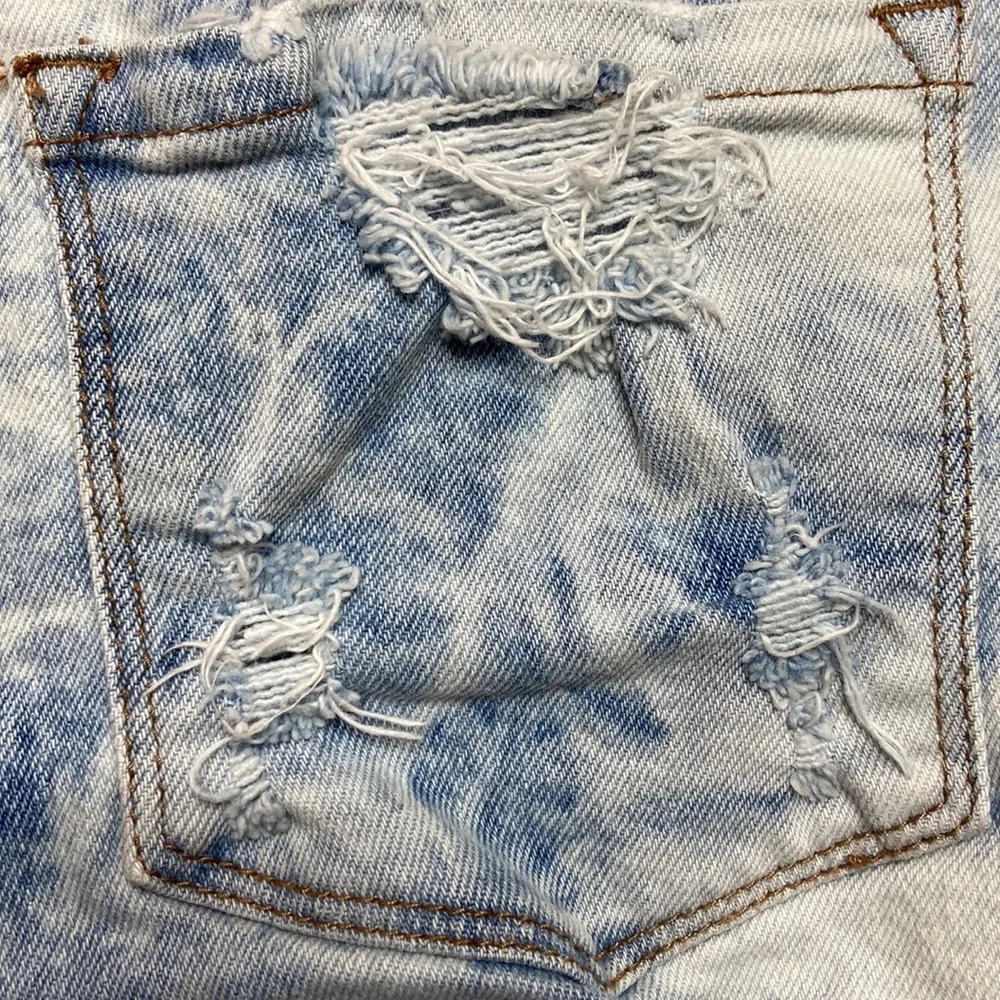 RSQ JEANS Women's Distressed High Rise Denim Shorts Size 25W - Image 8
