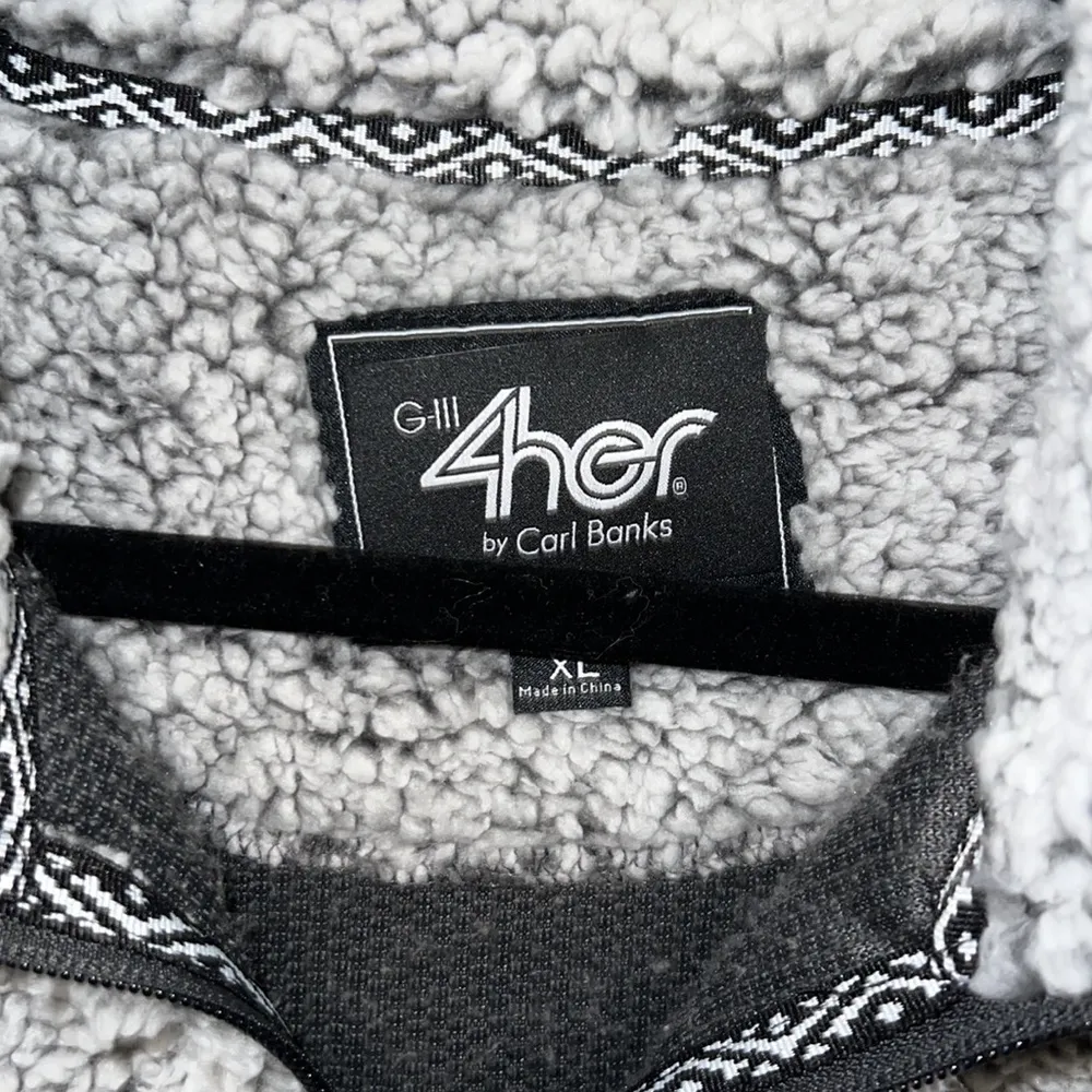 NWT Soft Sherpa GB Packers 1/2 Zip - Image 4