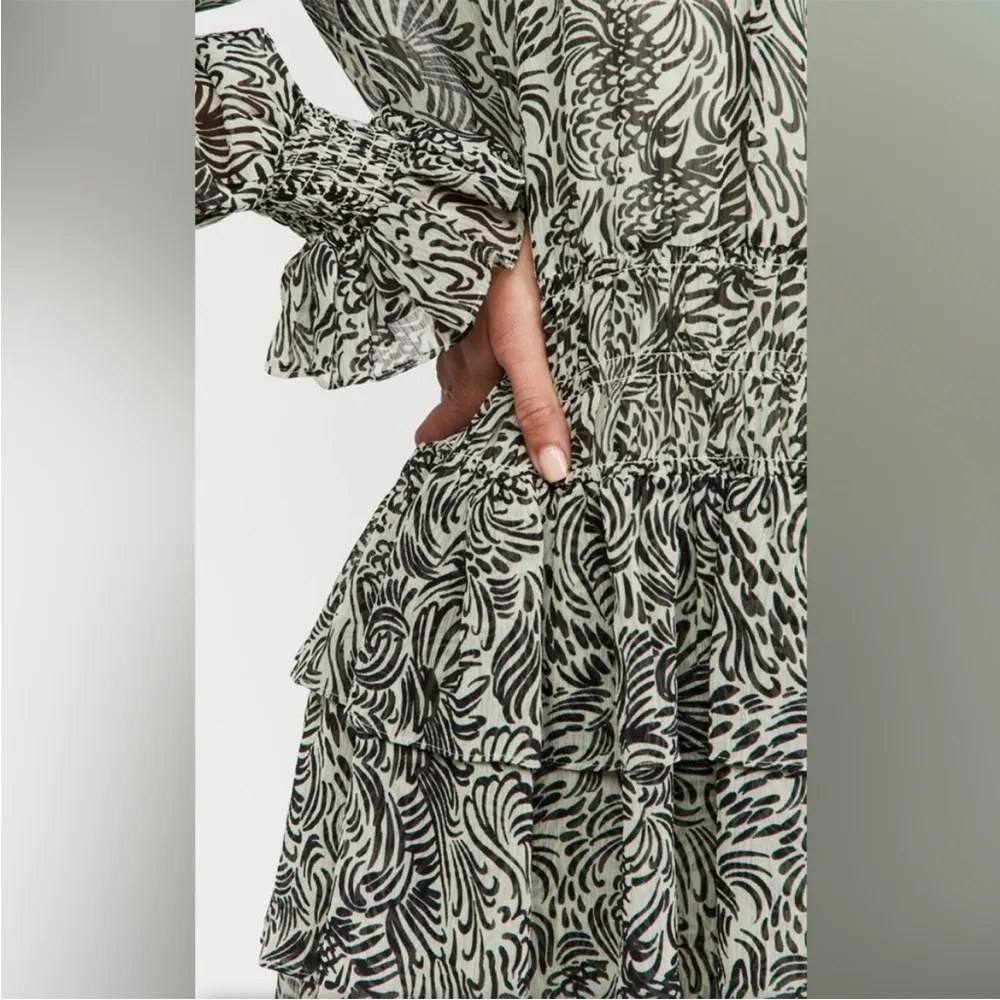 Cinq a Sept Janelle Mini Dress, Size 6 Green - Image 3