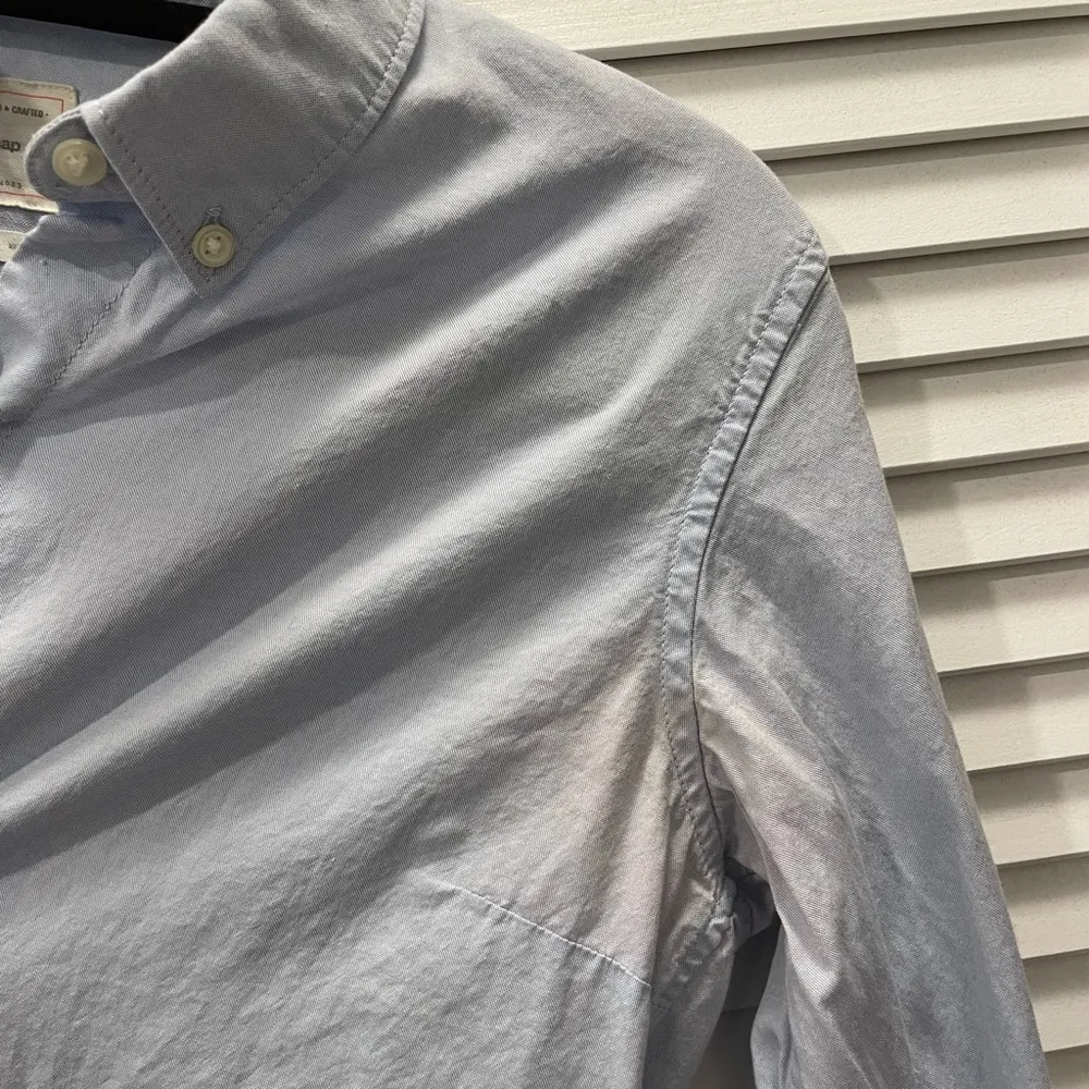 Gap  Blue Button Down Shirt Crisp Cotton Top - Image 3
