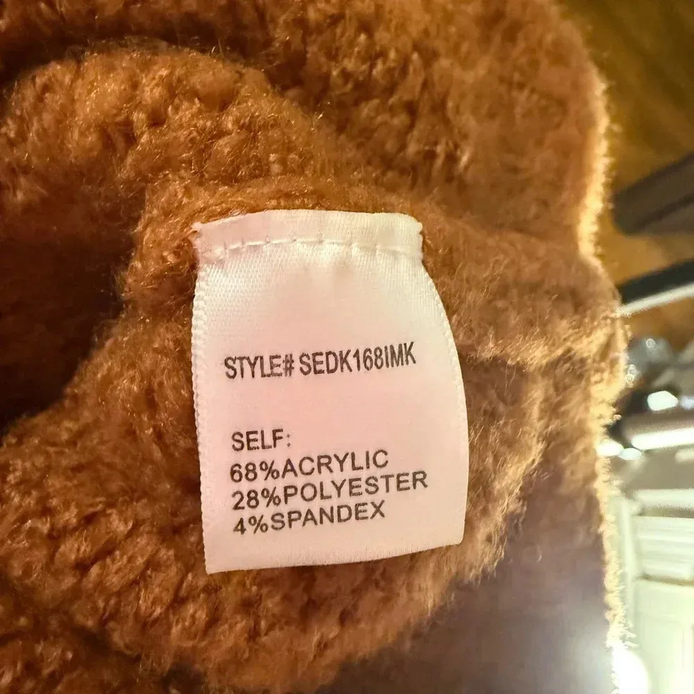 Dee Elly Pink and Brown Crew Neck Sweater with Geometric Pattern - Image 4