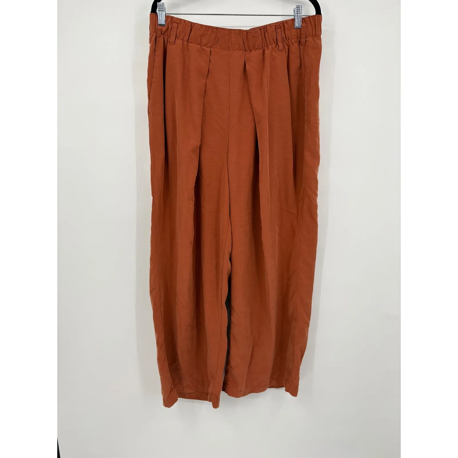 Free People Wide Leg Cropped Pants Rust Orange Pleated Elastic Waist Size L - Image 6