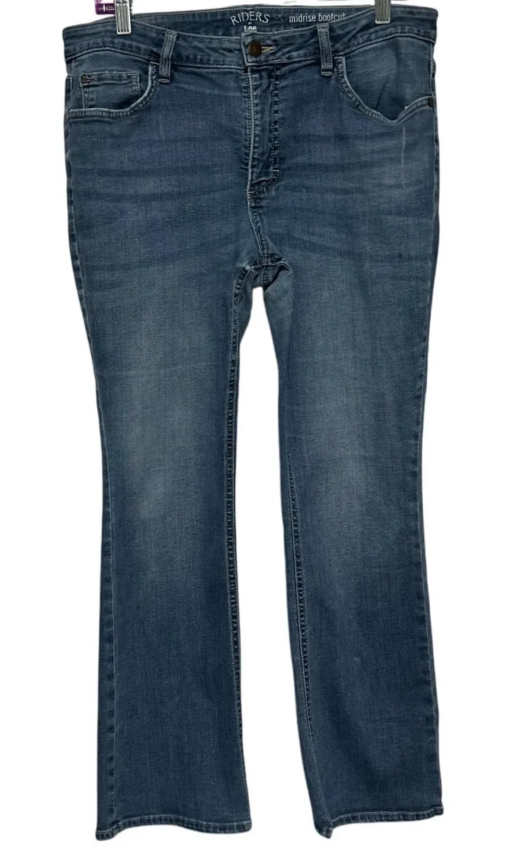 Riders by Lee Women's Light Wash Mid Rise Boot Cut Jeans Size 14P - Image 1