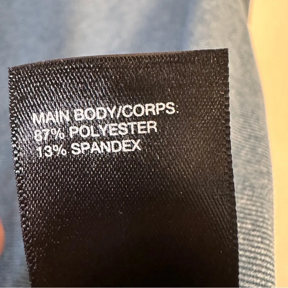 Zella Workout Long Sleeve Shirt Womans Size S Blue Striped - Image 12