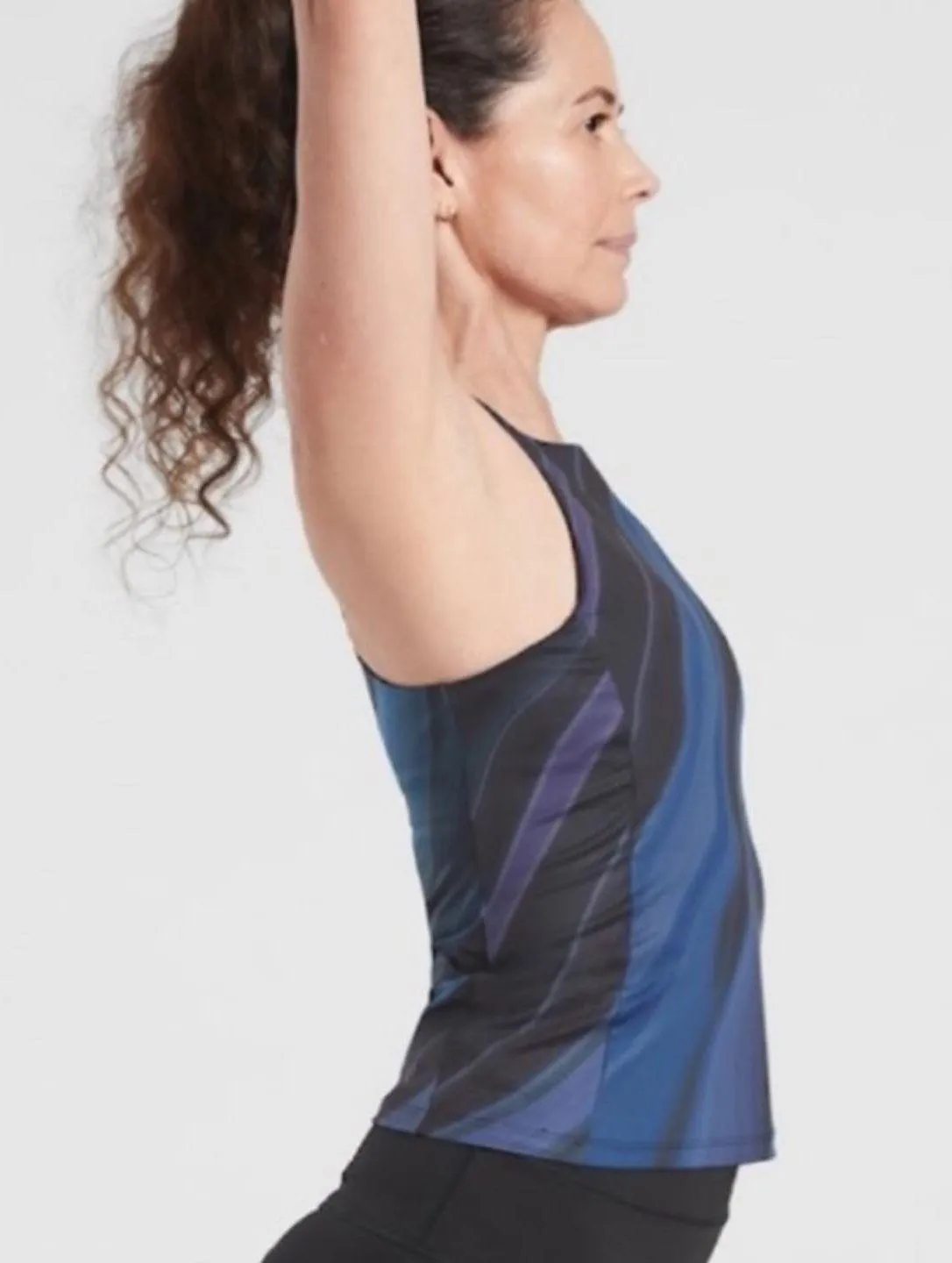 NWT  lightning print support top ( M ) - Image 3