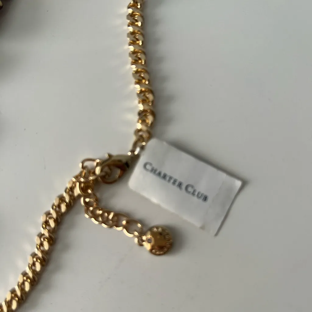 Elegant Charter Club necklace in burgundy and gold - Image 4