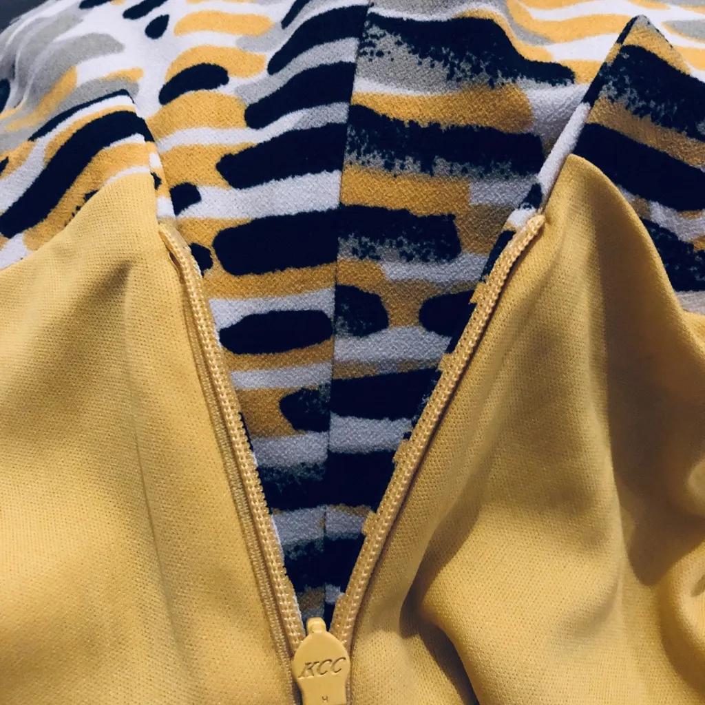 Kasper Helix Scuba Crepe Top, Size 12, NEW w/Tag Yellow - Image 13