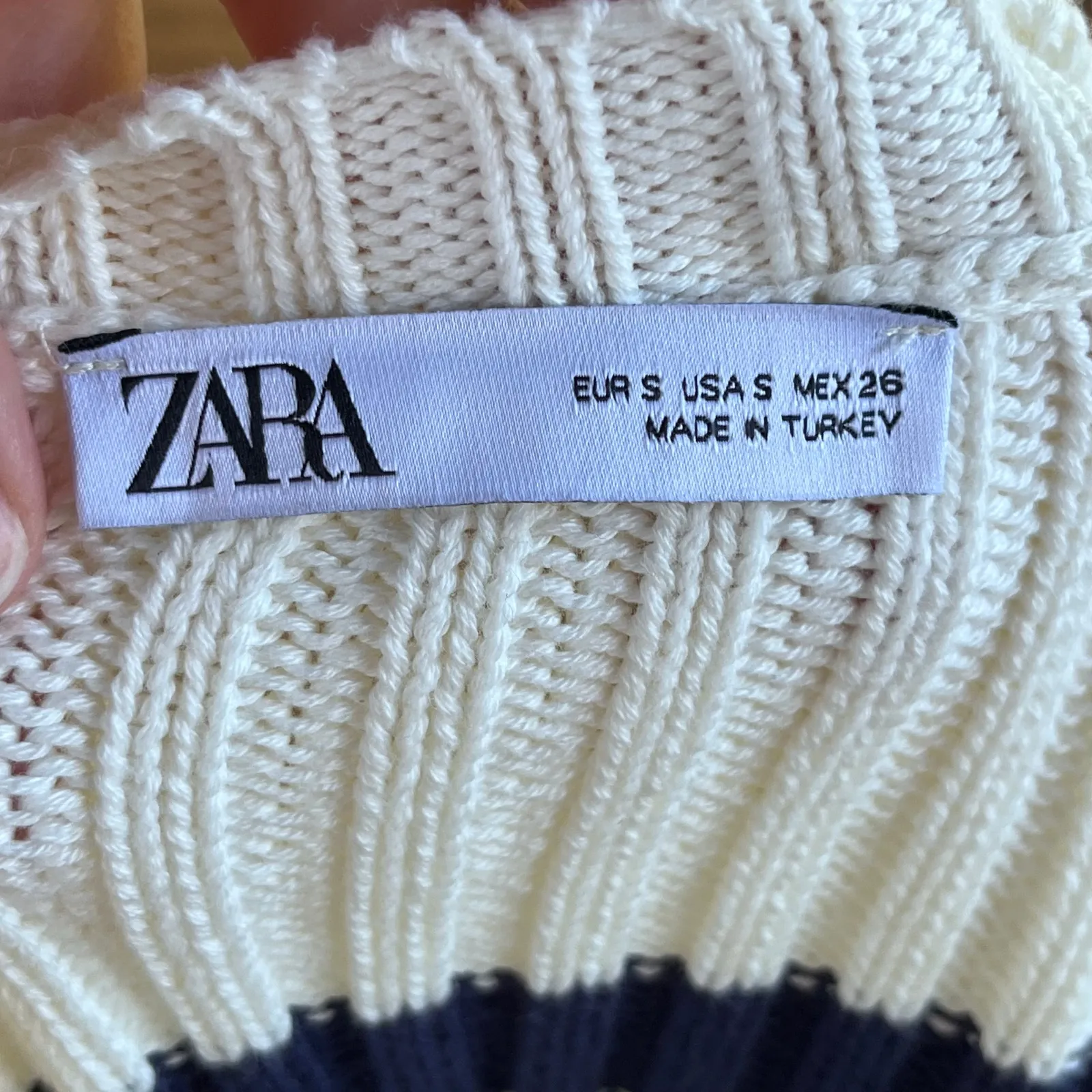 Zara Women's Navy And White Striped Cropped Distressed Sweater Size S - Image 7