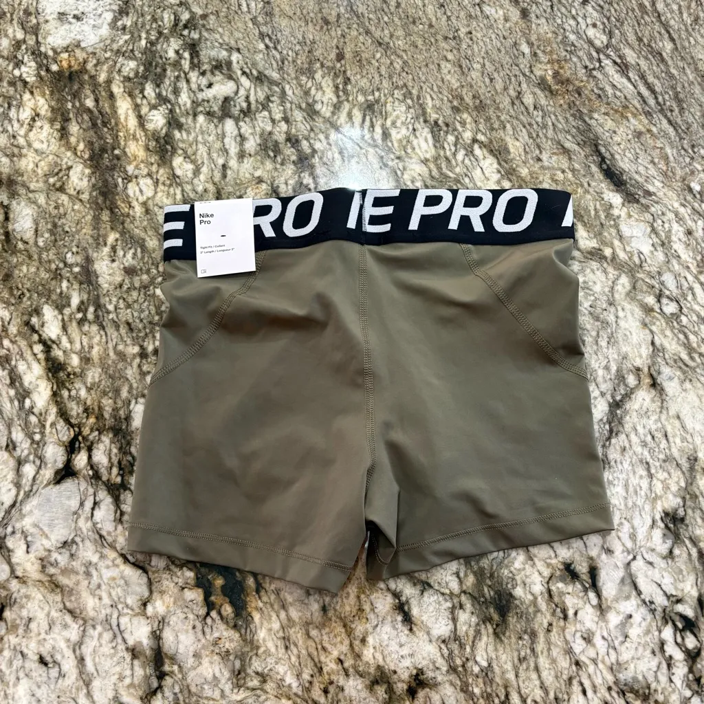 NWT Nike Pro 3” - Image 3