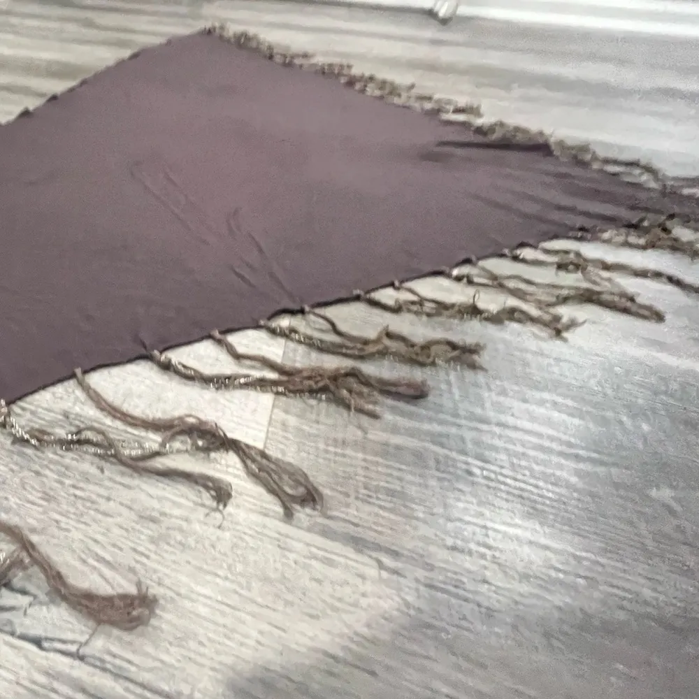 Chan Lu Elegant Gray silver chain Fringed Scarf - Image 10