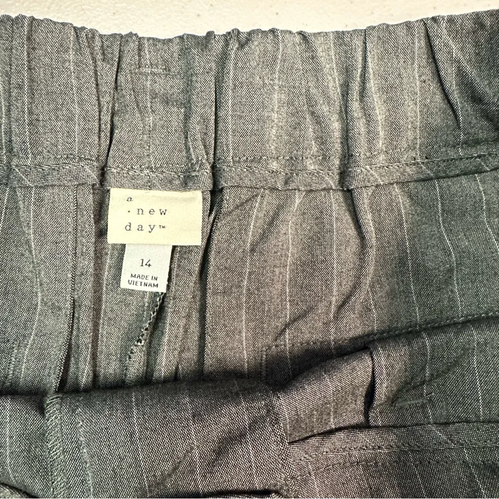 a new day Women's Gray Pinstripe Trousers - Image 5