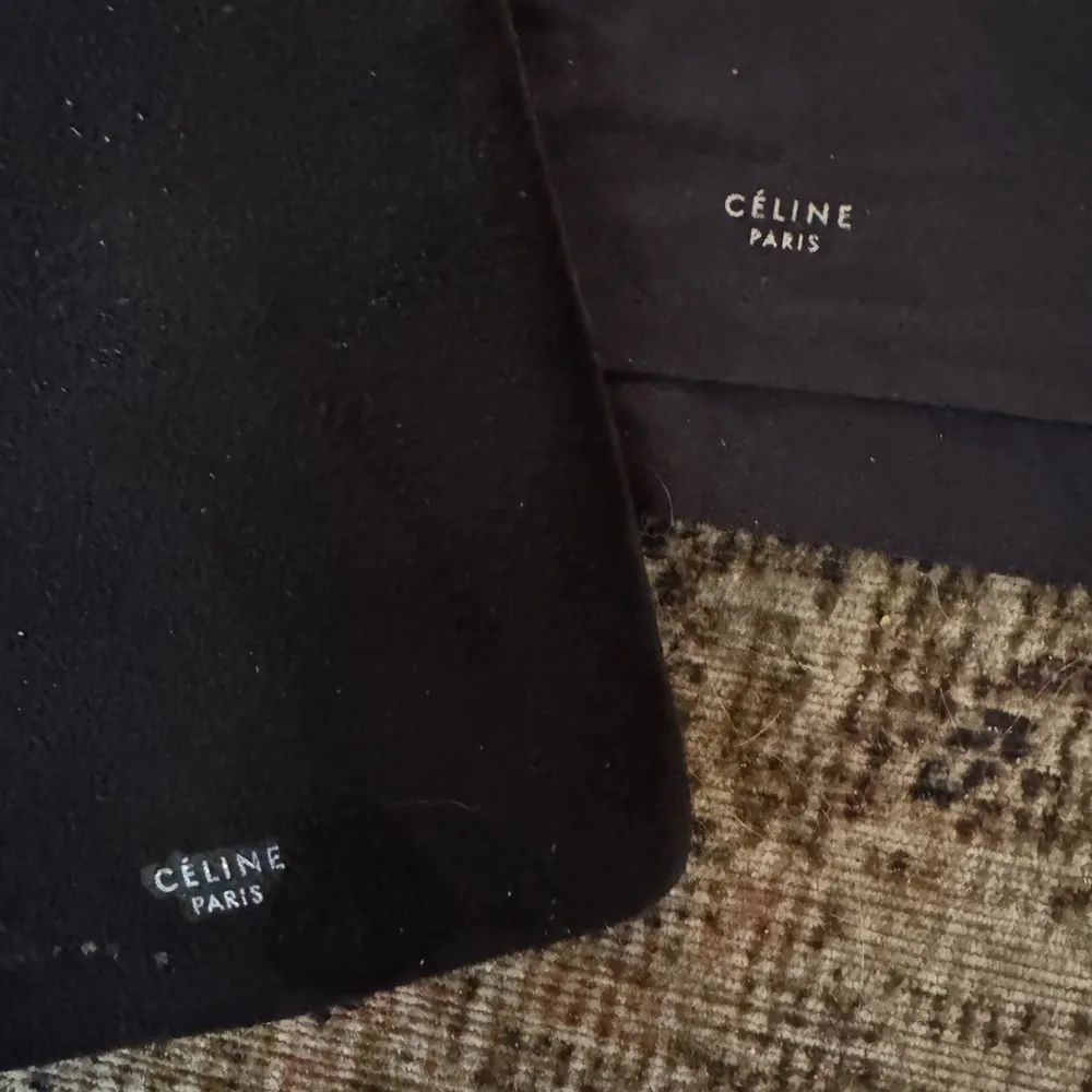 CELINE Soft Sunglasses Zipper Case and Lens Cloth Black - Image 2
