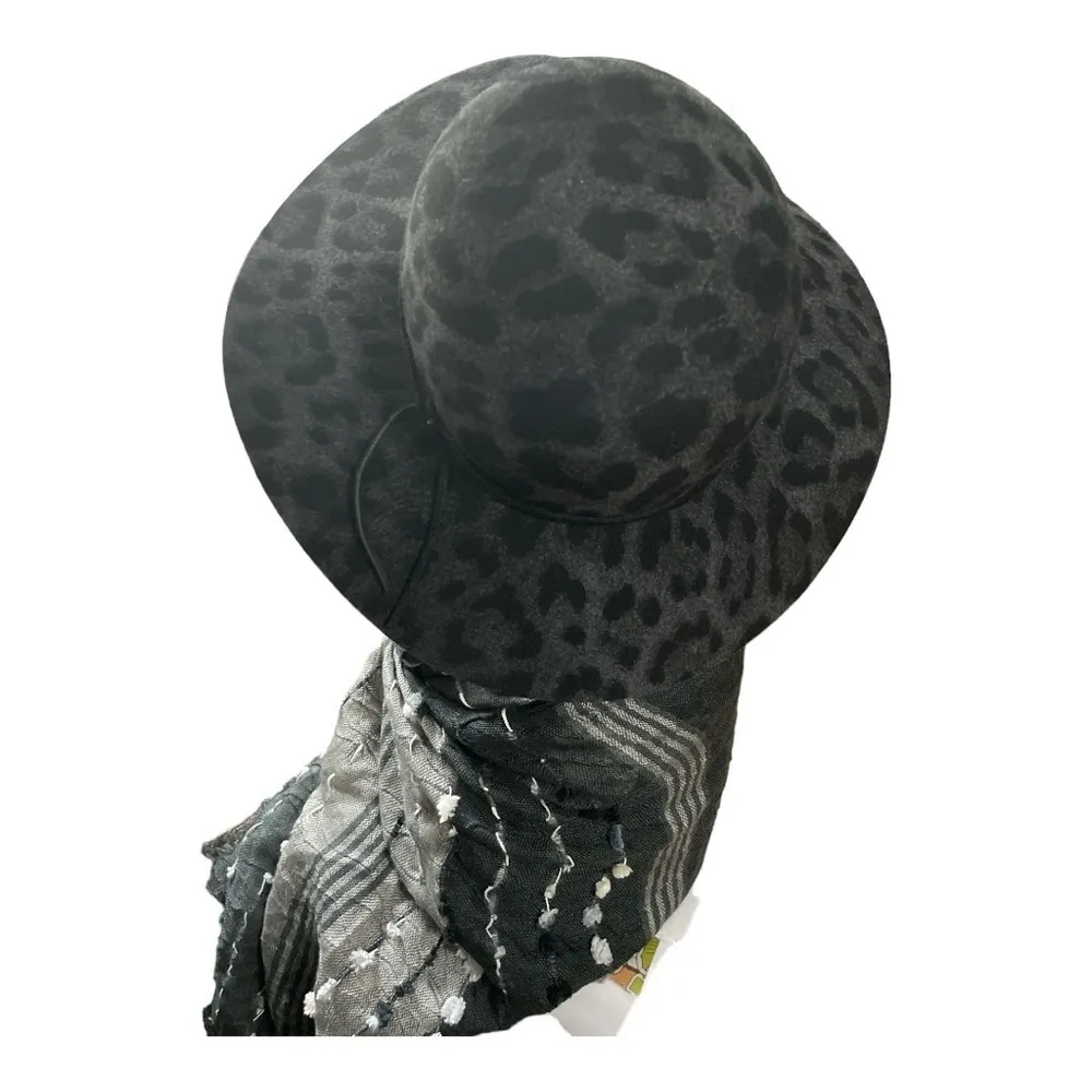 Saks 5th Avenue Leopard Cheetah Print Saks Fifth Ave Hat - Image 4