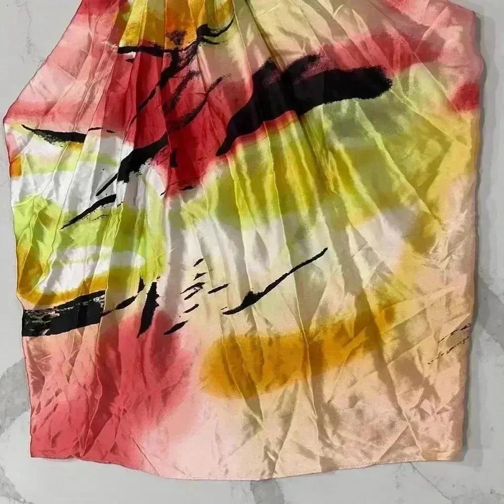 BCBGMaxazria NWT 100% Silk Shift Dress Abstract Print TieWaist Womens Small Mini - Image 2