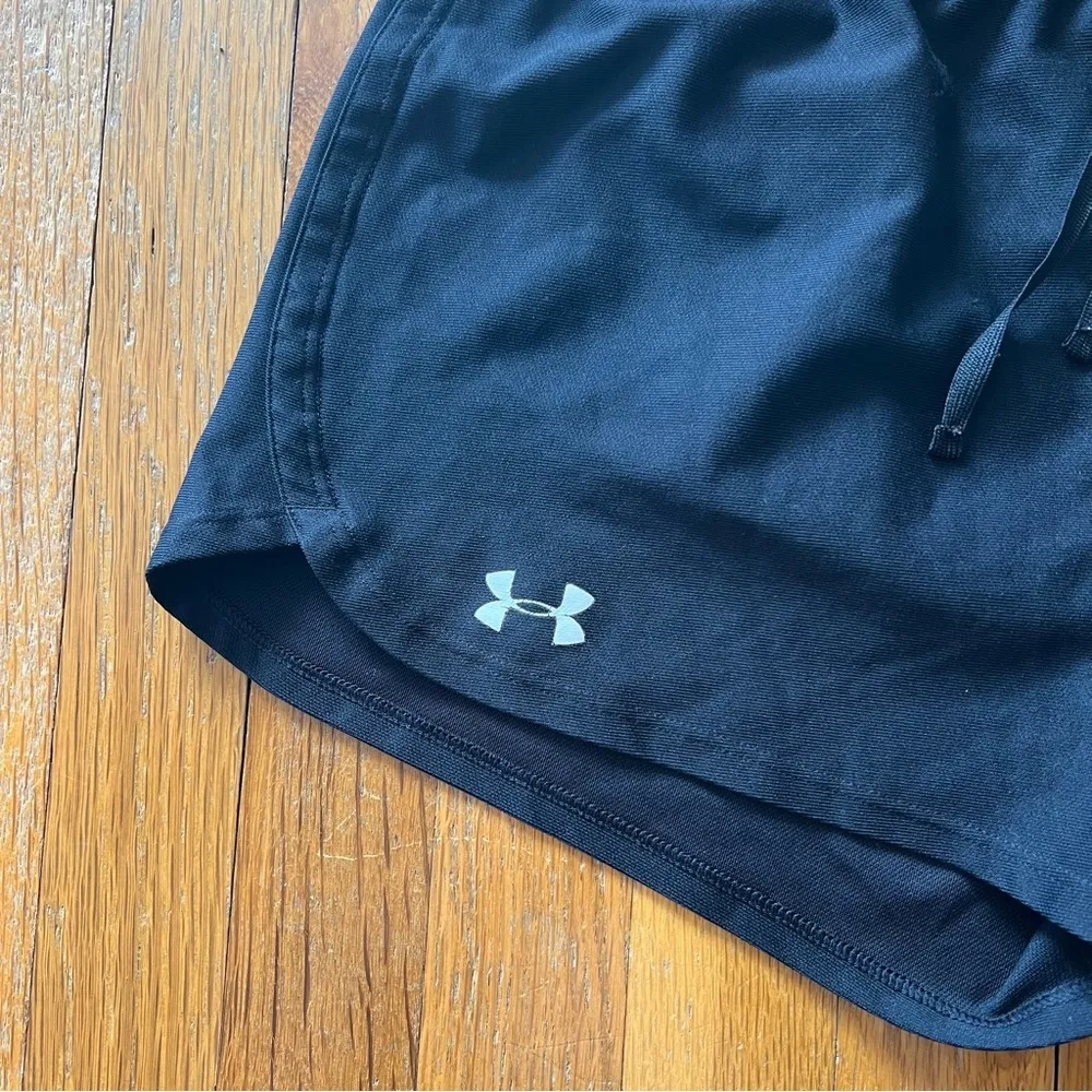 Black Under Armour shorts size S - Image 2