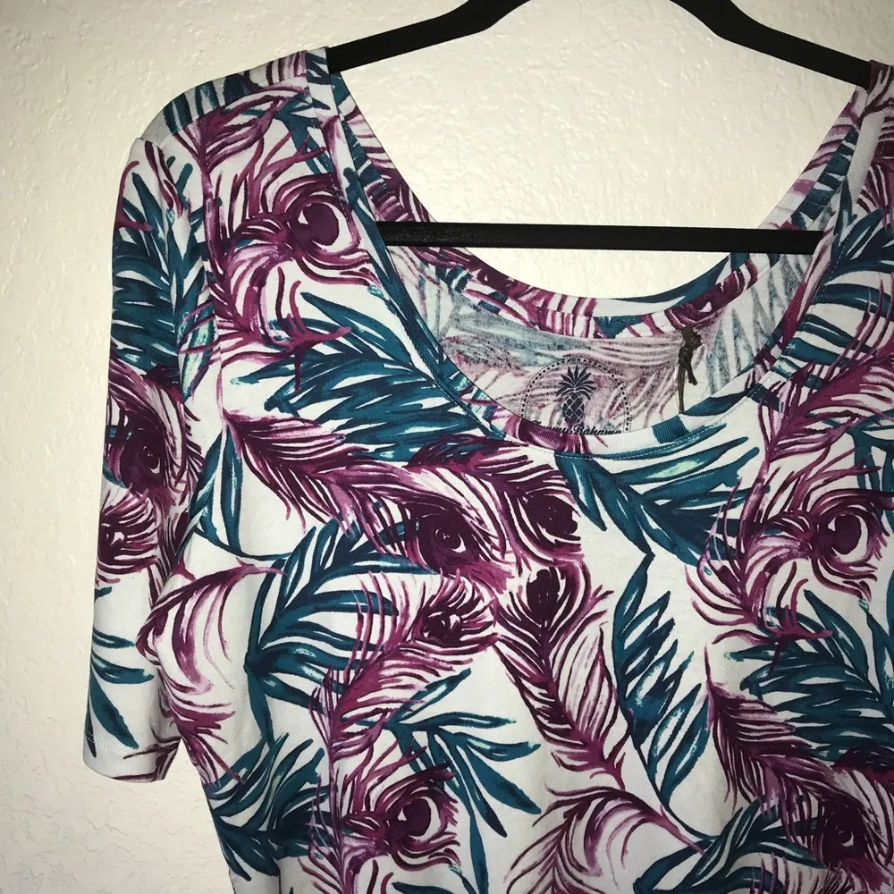 Tommy Bahama Top Indio Fronds of a Feather Scoop Neck Tee Sz L NWT Purple & Teal - Image 3
