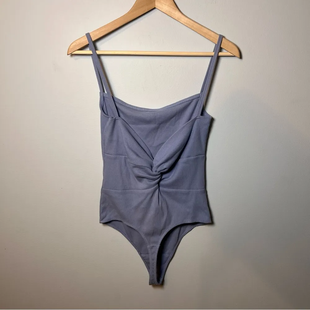 Abercrombie & Fitch Soft A&F Rib Bodysuit Size L Powder Blue Knot Back Detail - Image 4