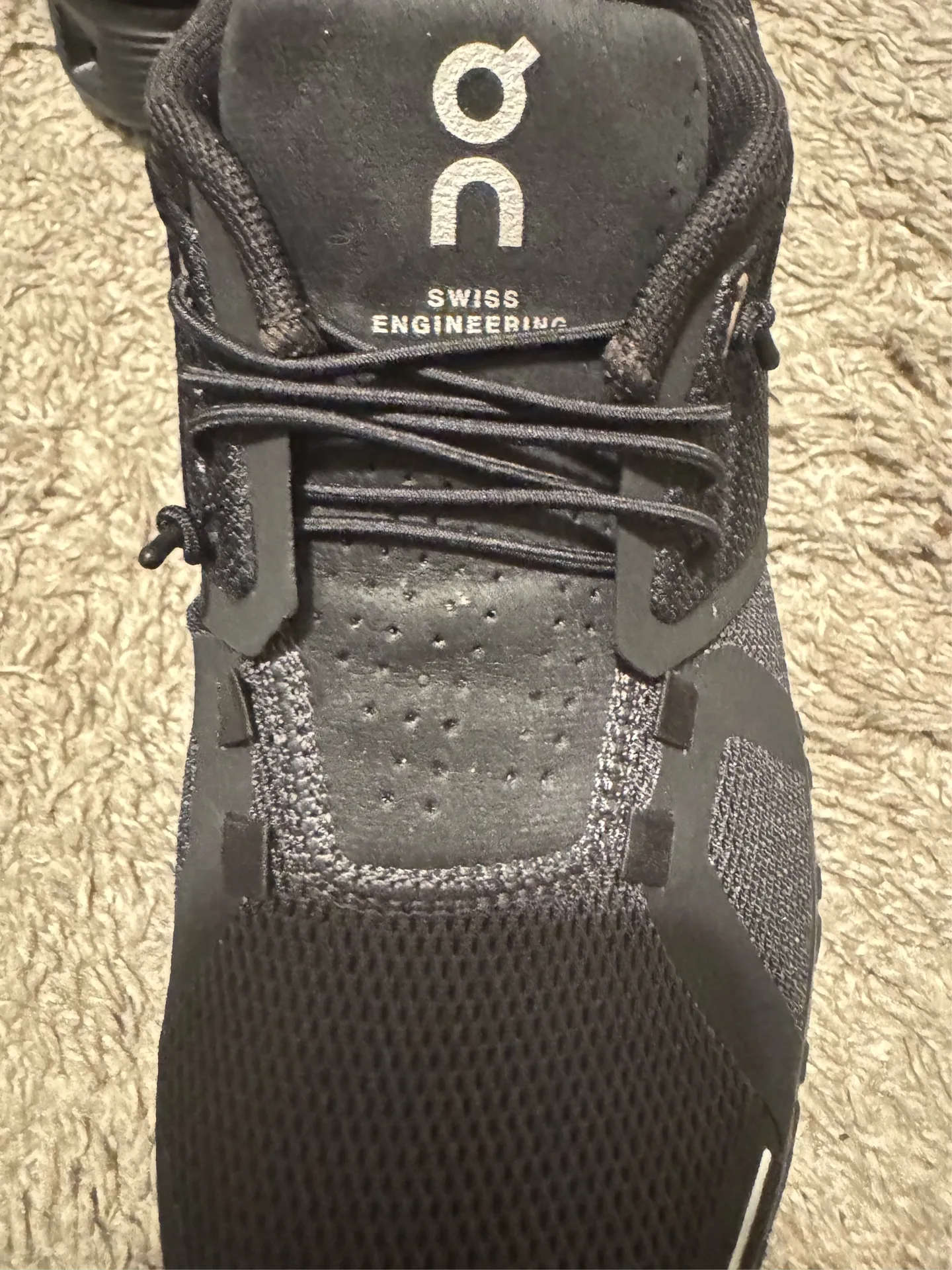 On Cloud 5 all black women’s running shoes - Image 8