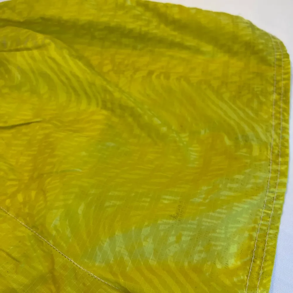 Adidas Equipment Vintage Size Medium Neón Yellow Nylon Running Shorts #146 - Image 10