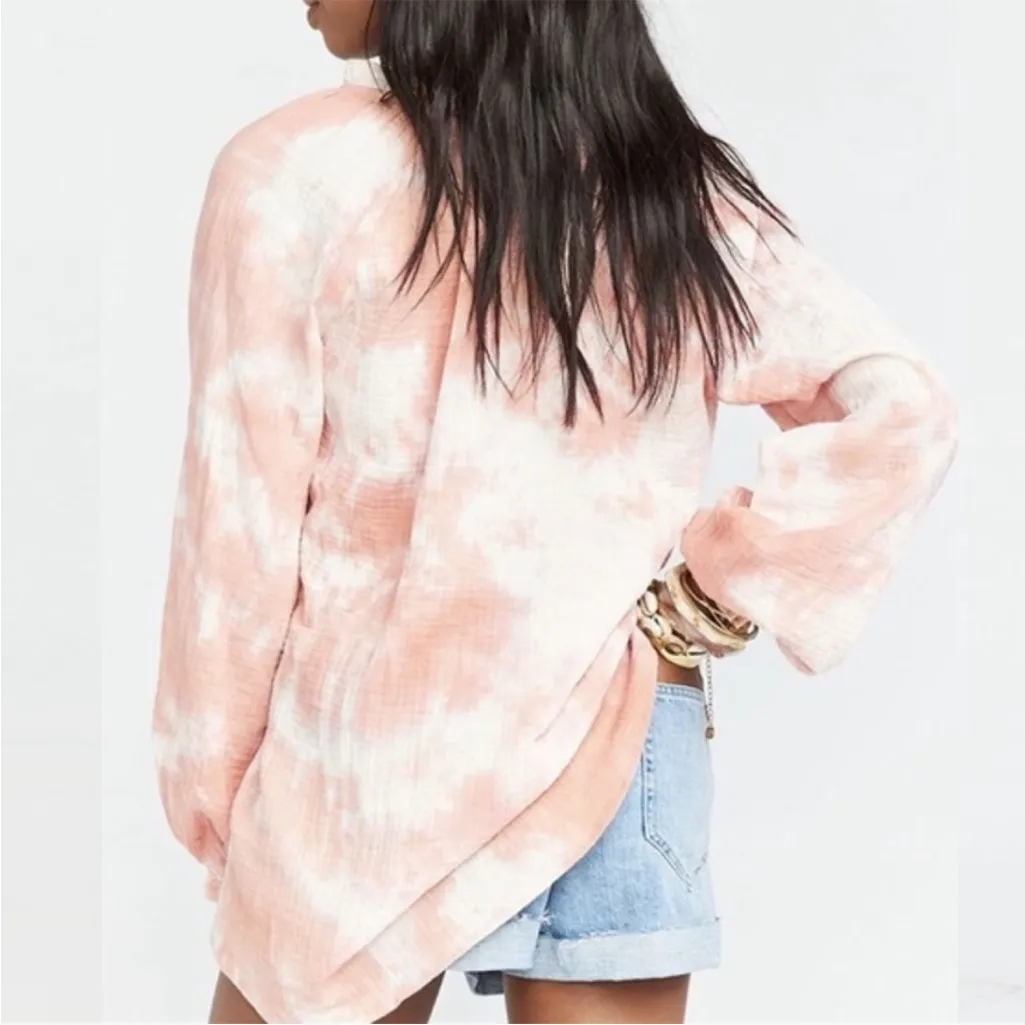 Show Me Your Mumu Charlene tunic top in a pink tie-dye pattern - Image 2