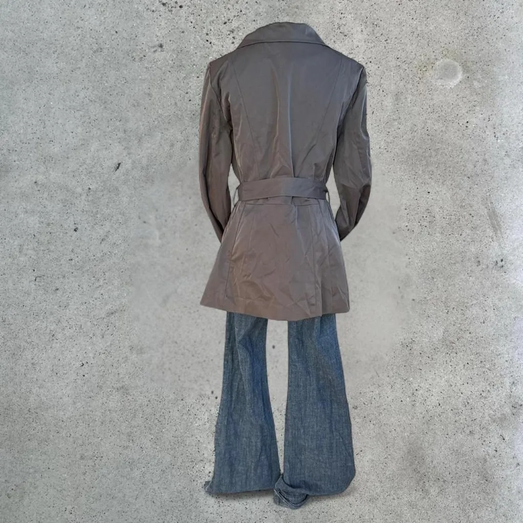2000s grey trench coat - Image 7
