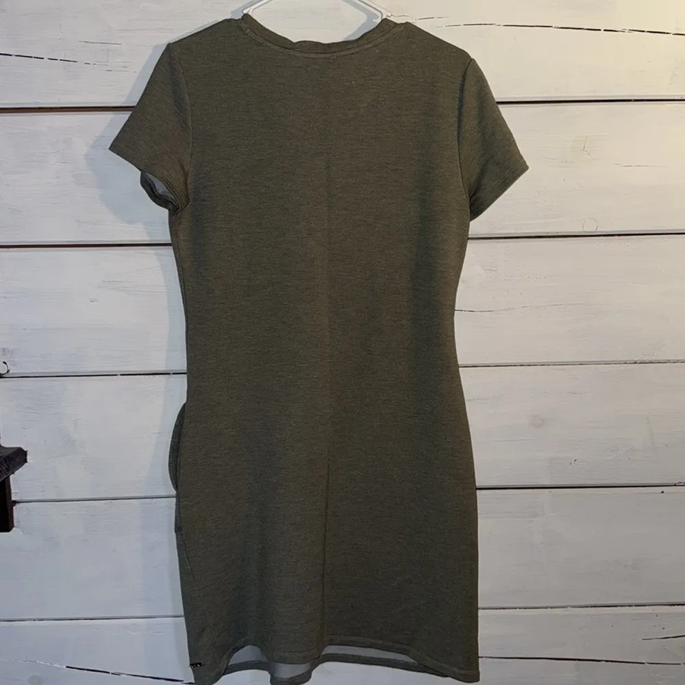 Calvin Klein Dress - Image 5