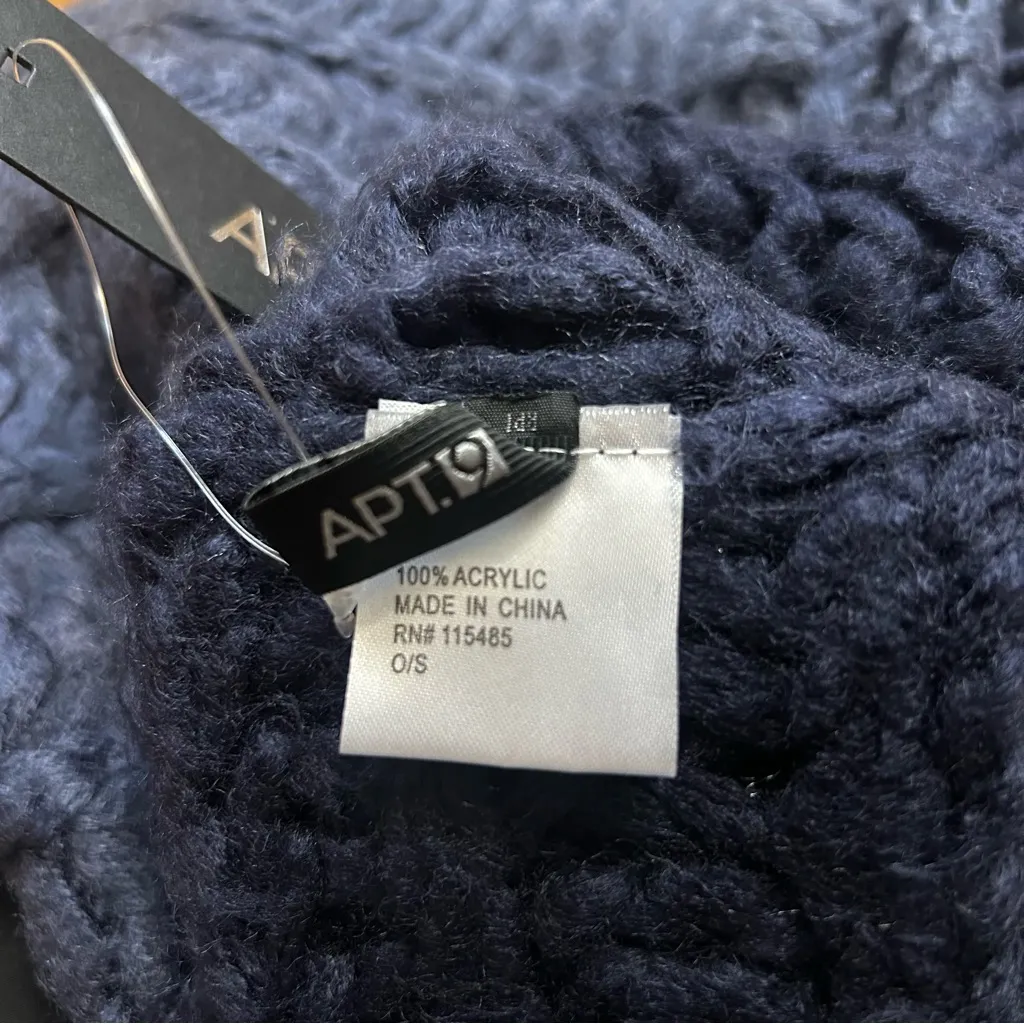 NWT Apt. 9 Navy Blue/White Ombre Knit Cozy Tube Scarf One Size - Image 6