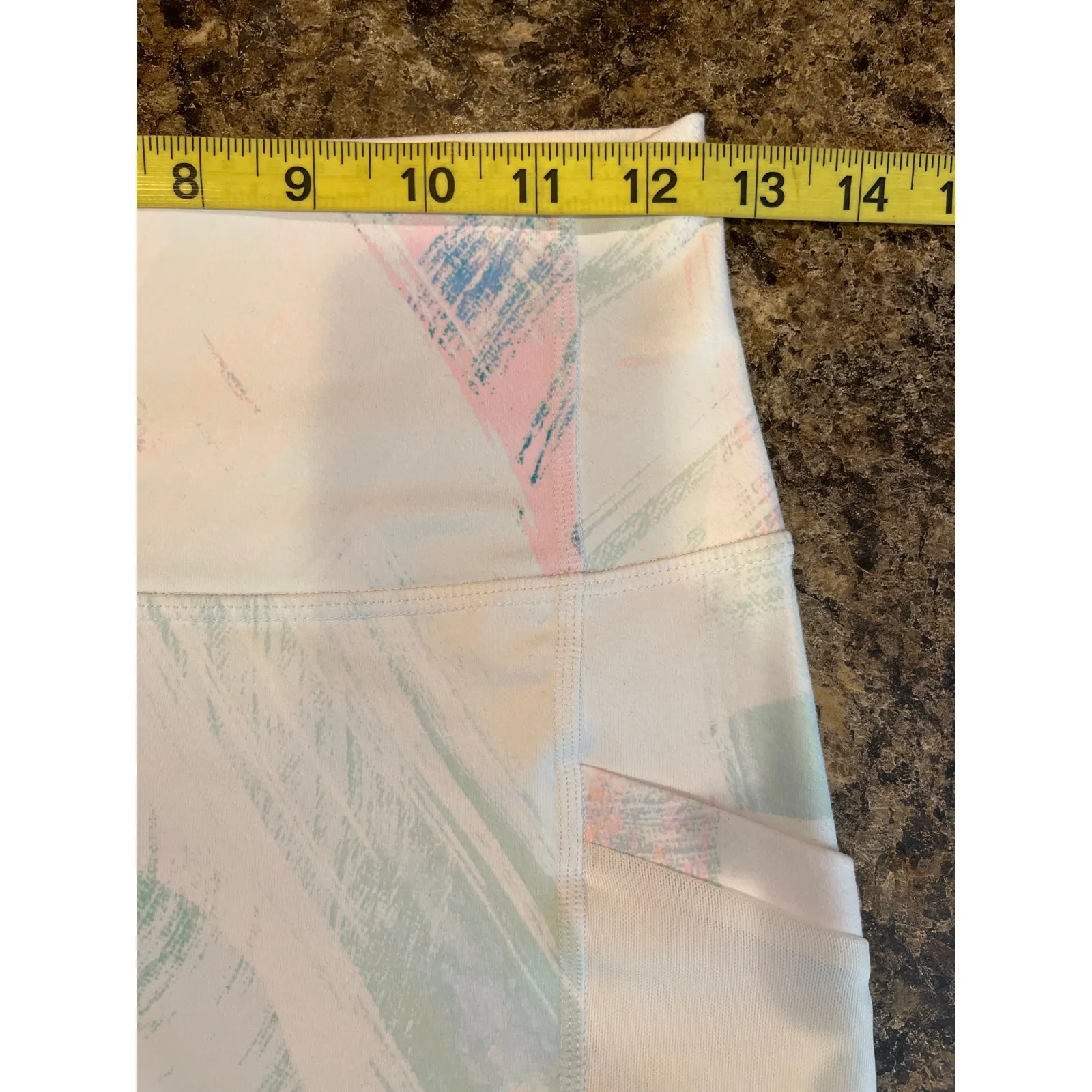 Fabletics PowerHold Size Small Bike Shorts White with Pastel Pink and Green - Image 5