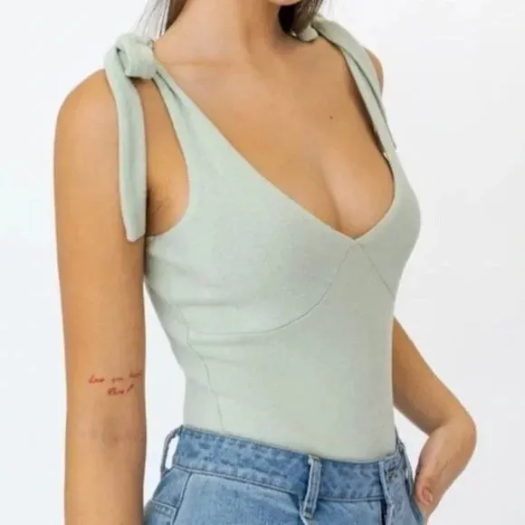LE LIS Womens Medium‎ Bodysuit Sage Green Tie Shoulder Tank V-Neck Fitted Summer - Image 6