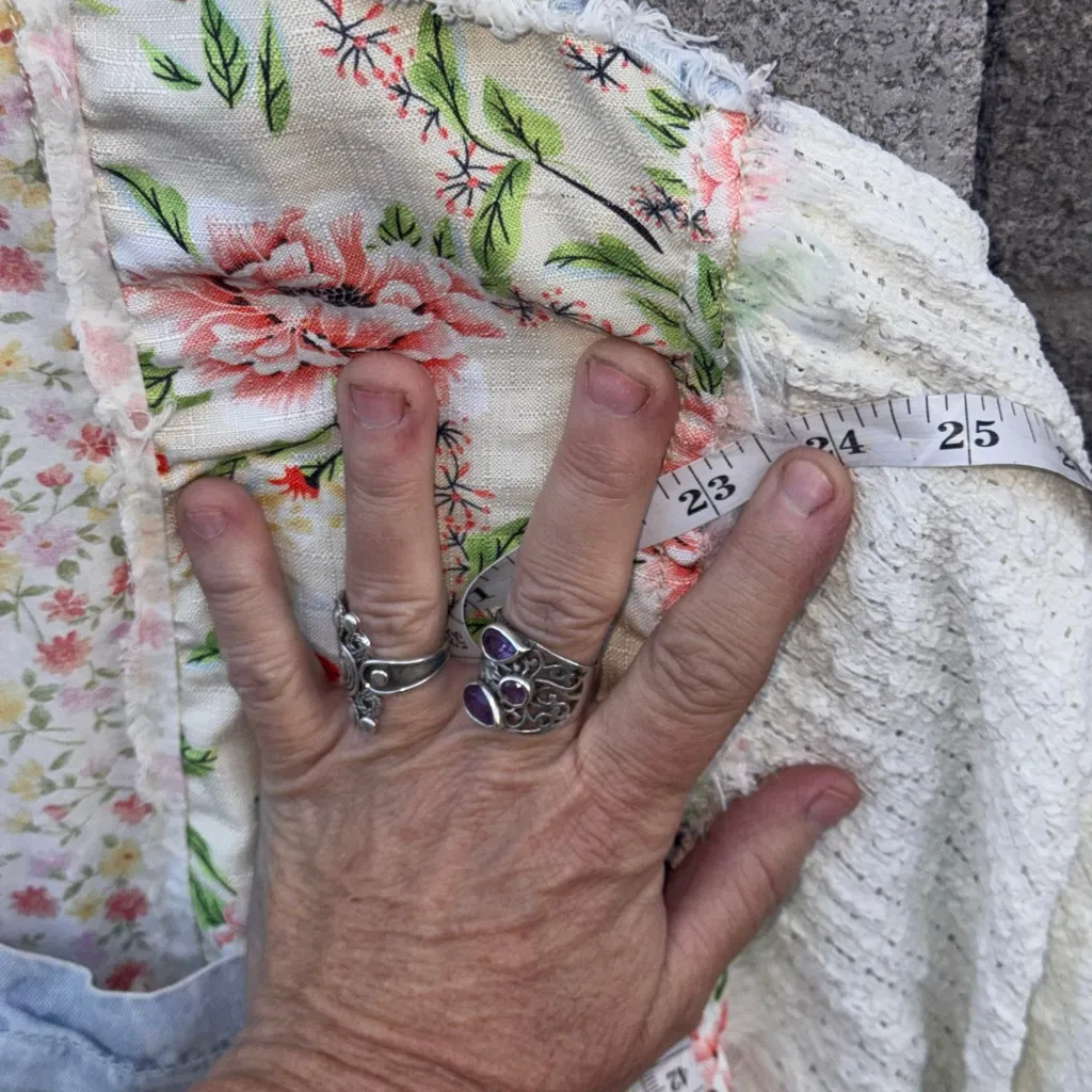 Women's POL Light Blue Floral Patchwork Button Down Shirt L - Image 4