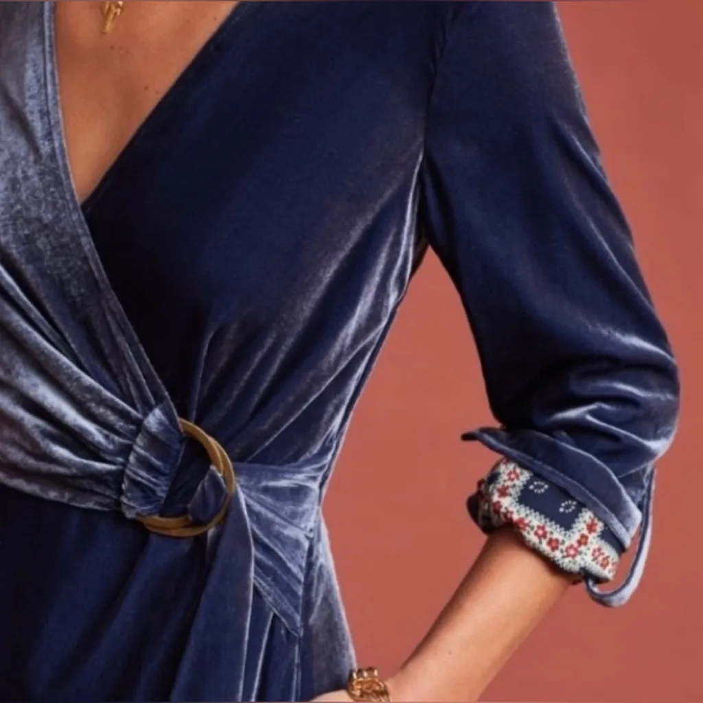 Anthropologie Maeve blue velvet dress Floral Patterned Garment pockets size 2 - Image 4